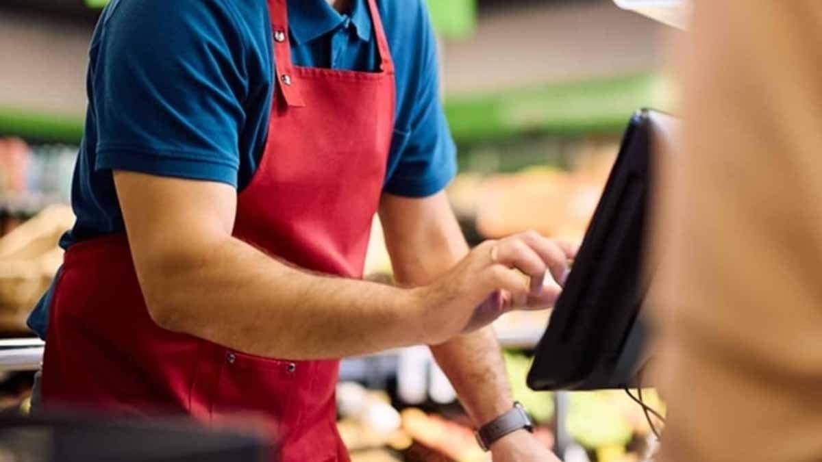 Psikologlar kasiyerlere 'iyi şanslar' demenin anlamını tartışıyor