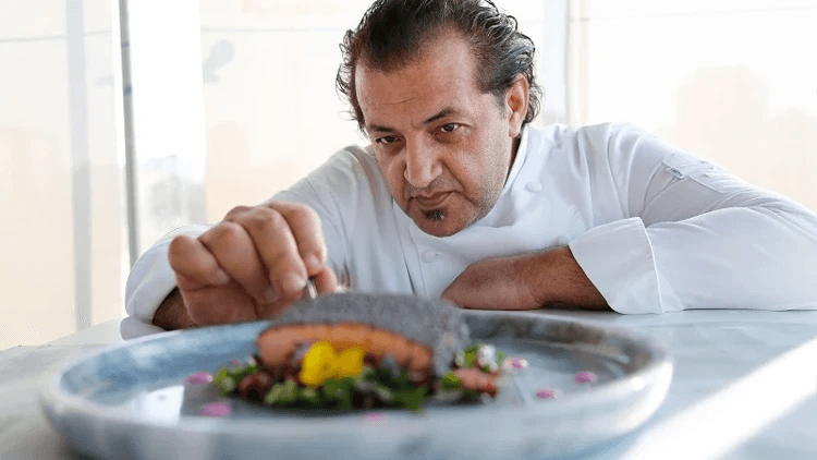 Şef Mehmet Yalçınkaya yeni bir restoran yatırımı yapıyor