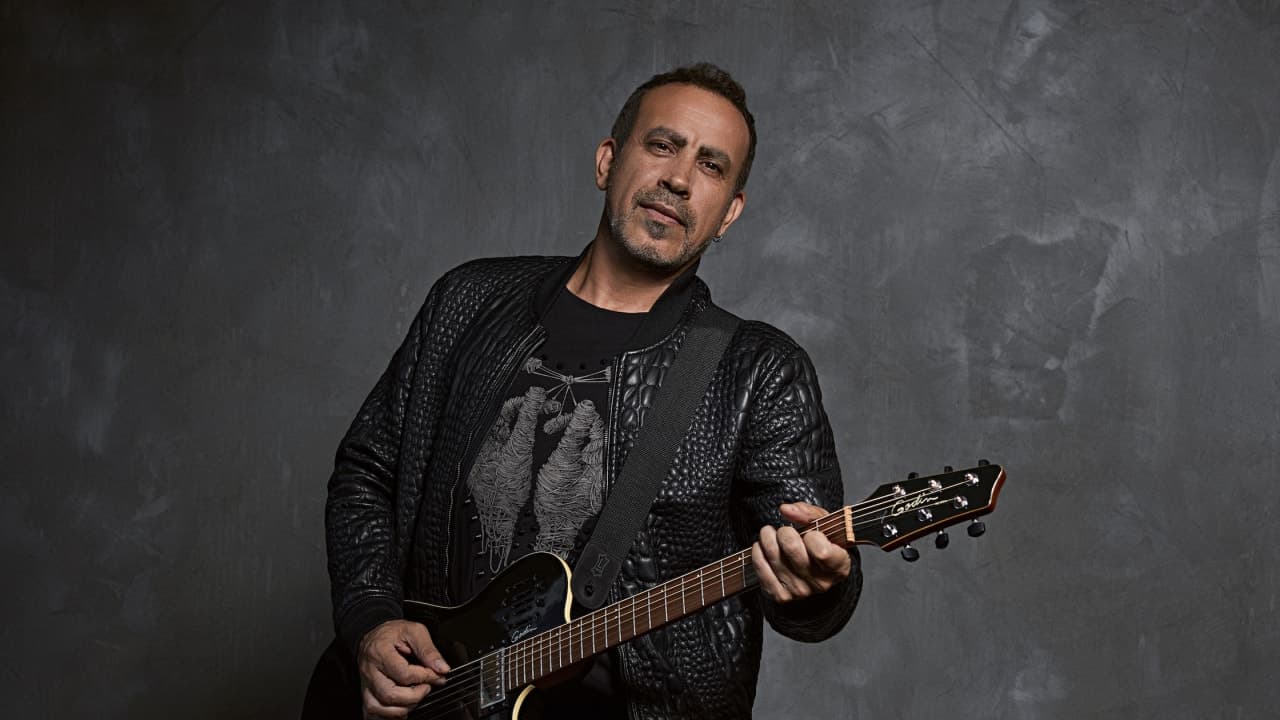 Haluk Levent mide kanamasının ardından taburcu oldu