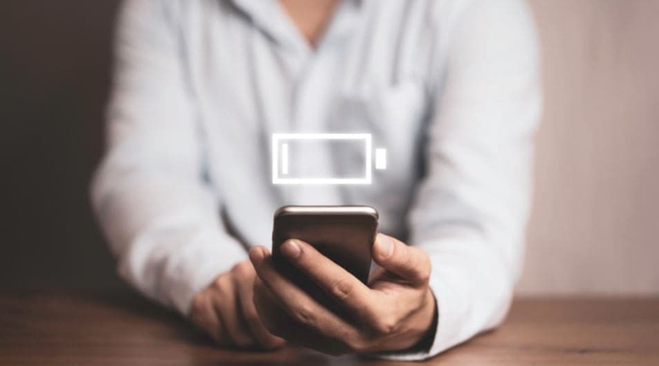 Akıllı telefonların şarj sorununa neden olan hata belirlendi