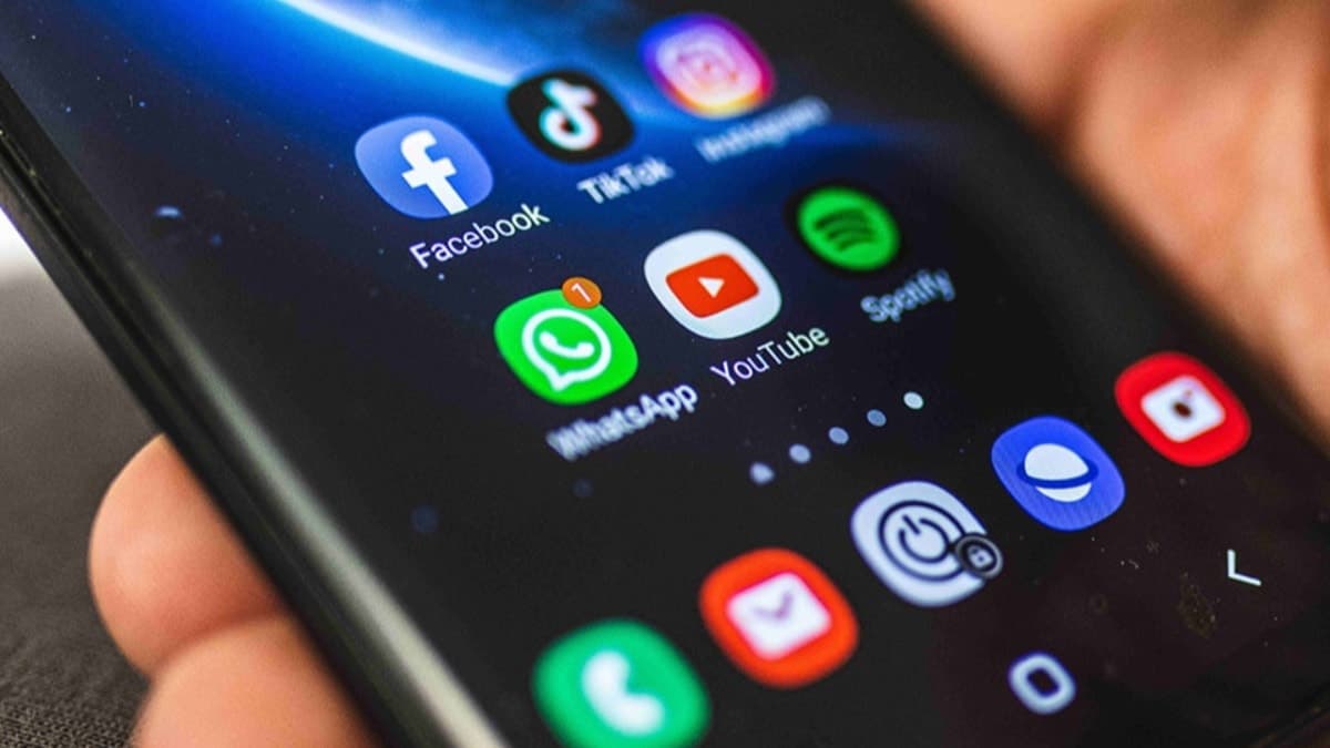 WhatsApp'a yeni buton geliyor: Mesajlar silinmeyecek