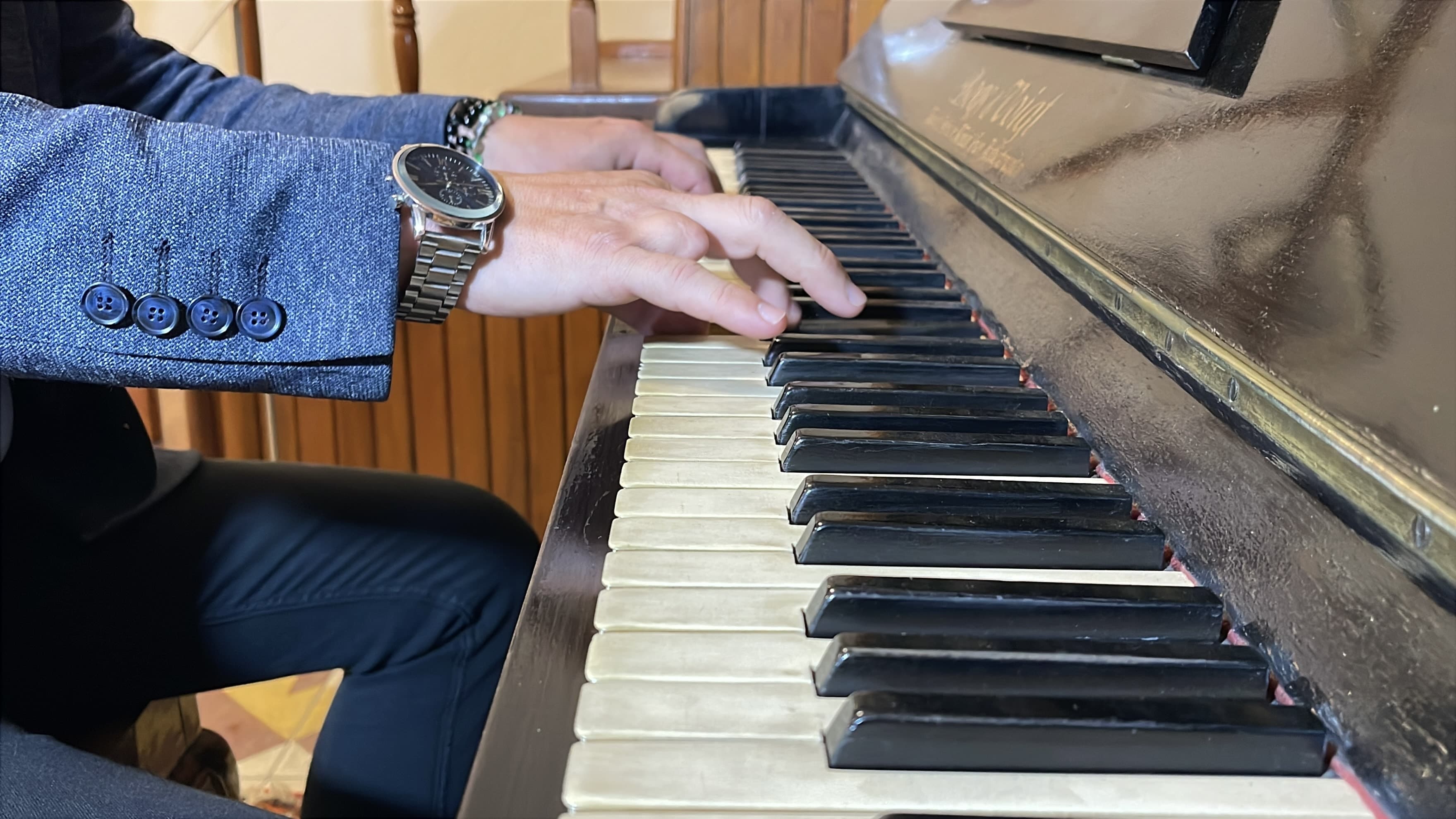 İspanya Kralı için yapılan piyano, Balıkesir müzesinde sergilendi