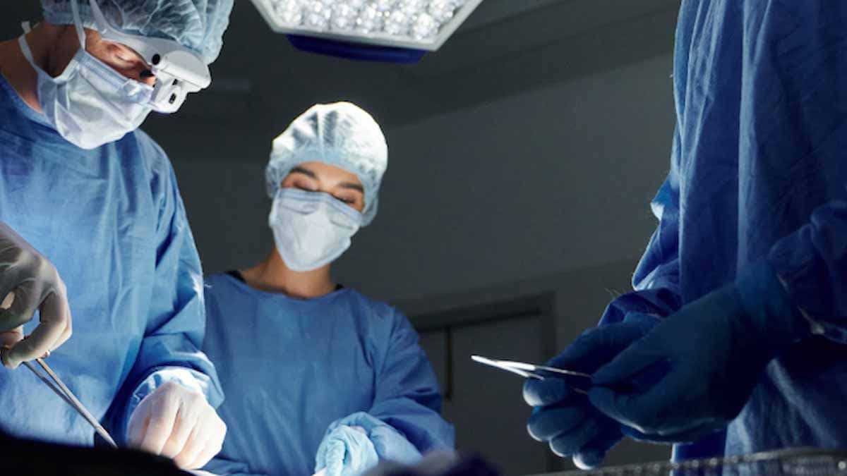 Ameliyat olan hastaların %15'inde beklenmedik yan etki ortaya çıktı