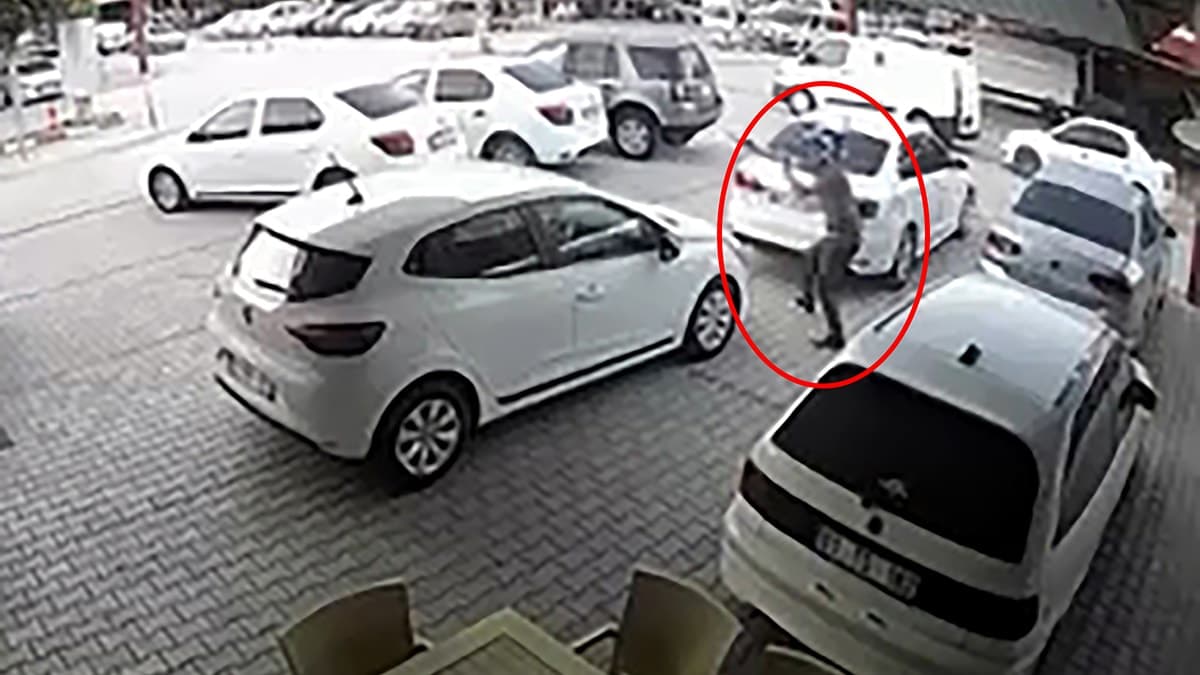 Adana'da oto galeride silahlı saldırı gerçekleşti