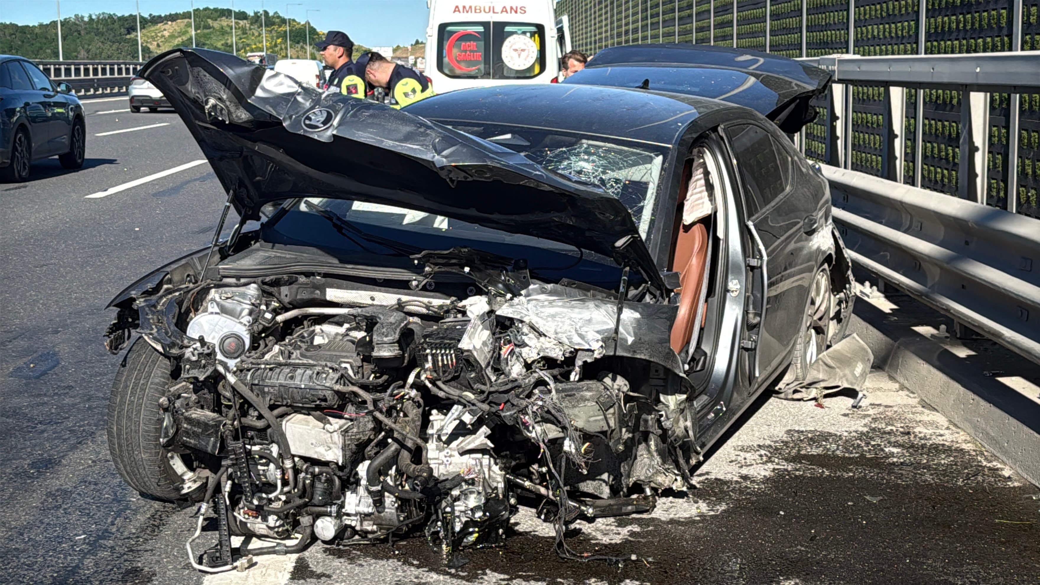 Sarıyer'de trafik kazası; 4 kişi yaralandı