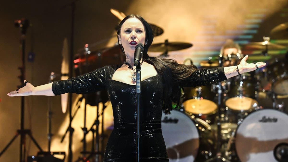 Şebnem Ferah yeni konser tarihlerini açıkladı