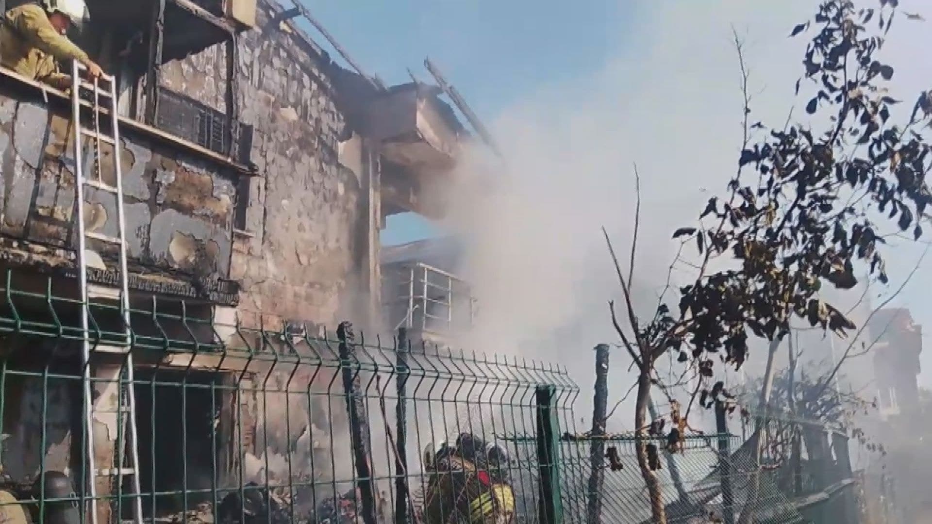 Silivri'de iki katlı villada yangın çıktı