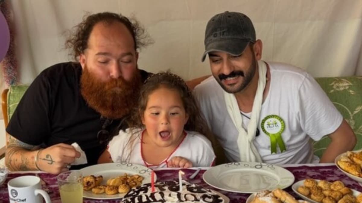 MasterChef şampiyonu Eren Kaşıkçı'nın kızıyla doğum günü kutlaması görüntülendi