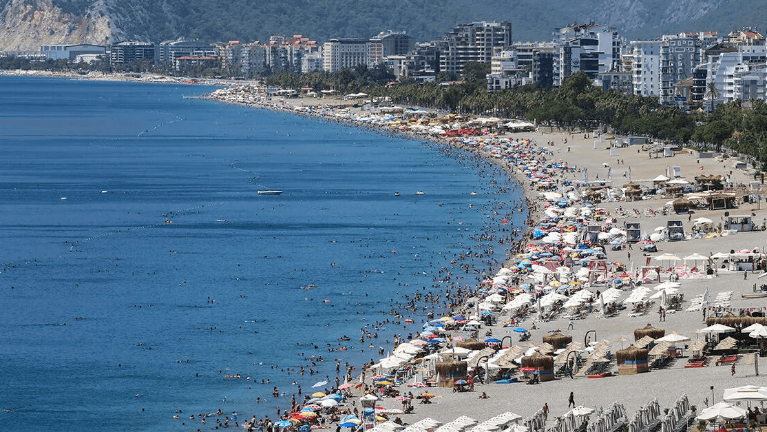 Sağlık Bakanlığı İstanbul'daki 67 plajı tam notla değerlendirdi