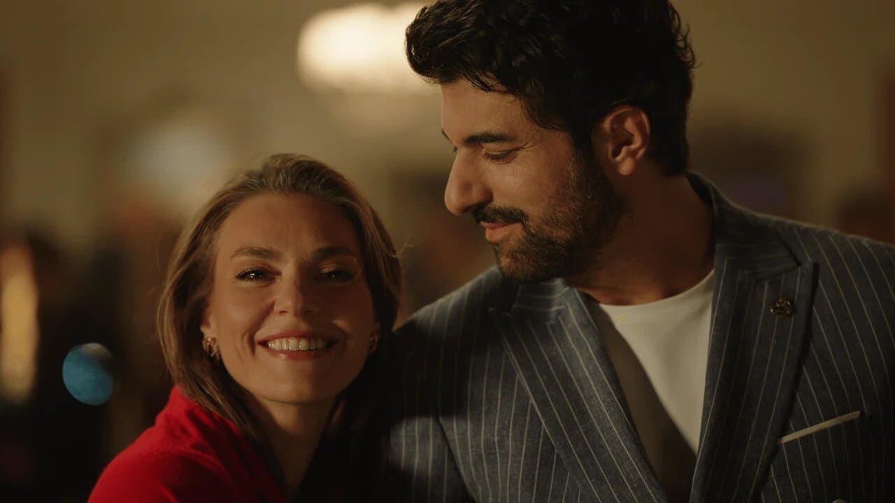 Aslı Enver ve Engin Akyürek'in dizisinde çekimler ertelendi