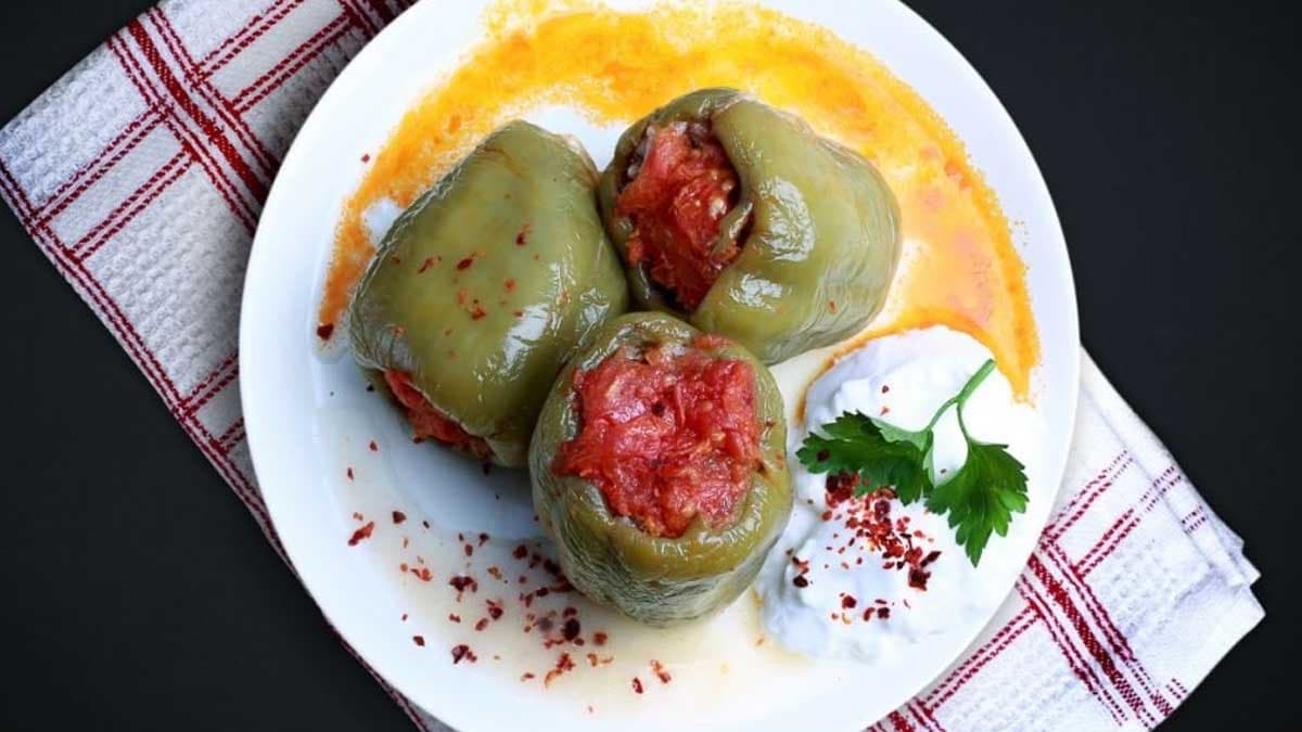 Fransızların dolma biber tarifi fırında pişirme yöntemiyle
