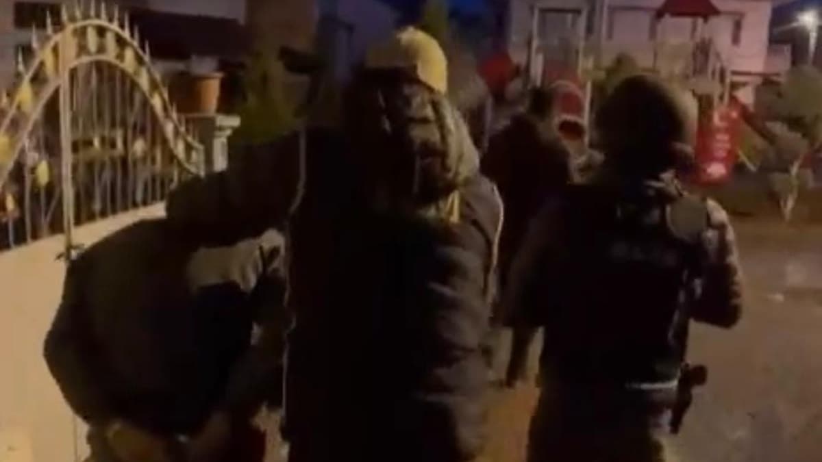 IŞİD operasyonu: 8 ilde 5 kişi tutuklandı