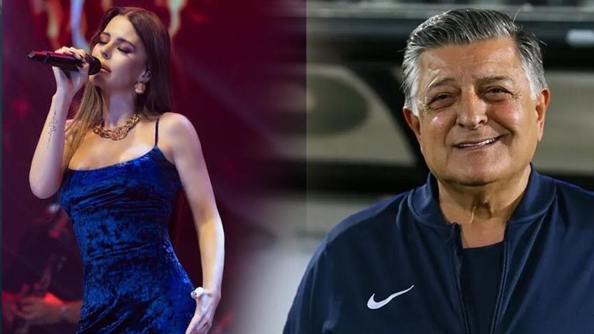 Simge Sağın, Yılmaz Vural'a Konserinde Övgülerde Bulundu