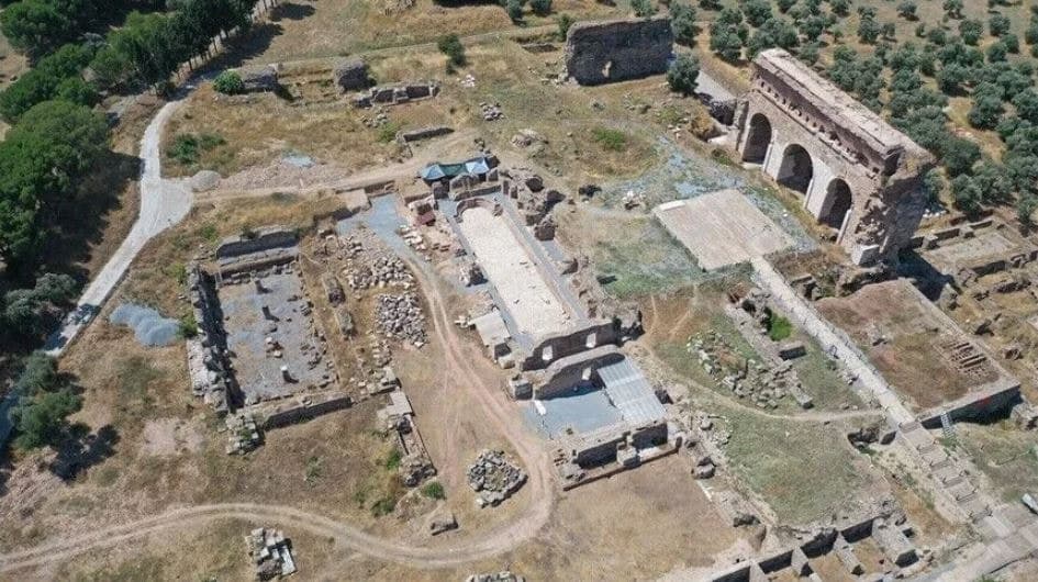 Aydın'da antik kentte eğitim amaçlı kullanıldığı düşünülen alan bulundu