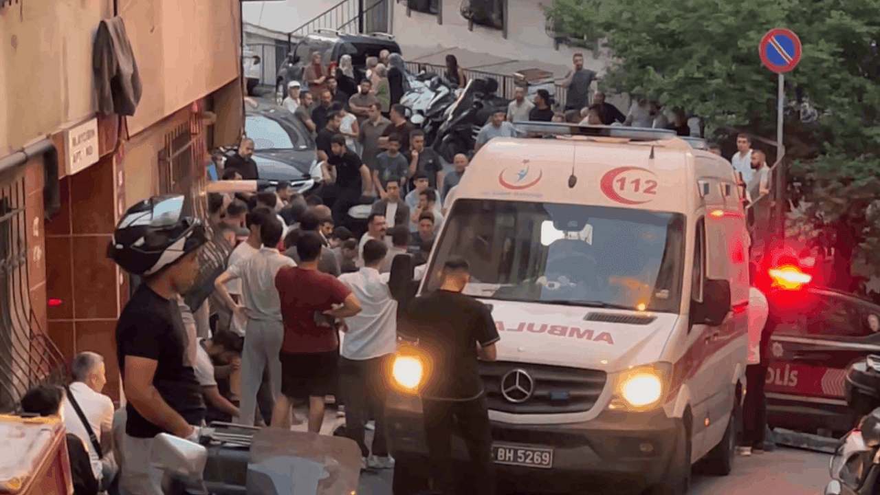 İşten dönen abla evde hareketsiz bulduğu kardeşinin cep telefonunda not buldu