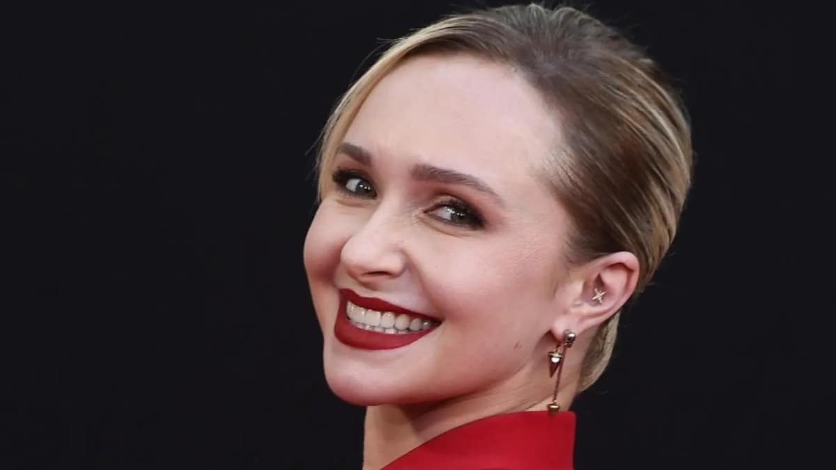 Sırt ağrısı çeken oyuncu Hayden Panettiere 36 yaşında hayatını kaybetti