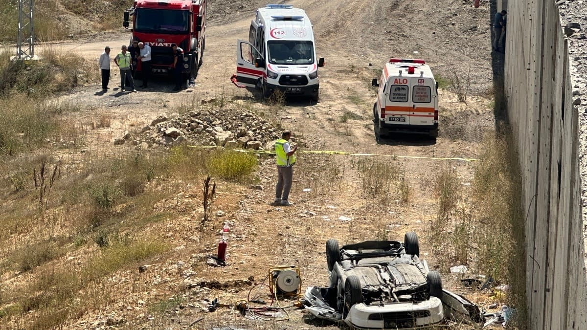Kastamonu'da otomobil 15 metreden düştü, baba hayatını kaybetti
