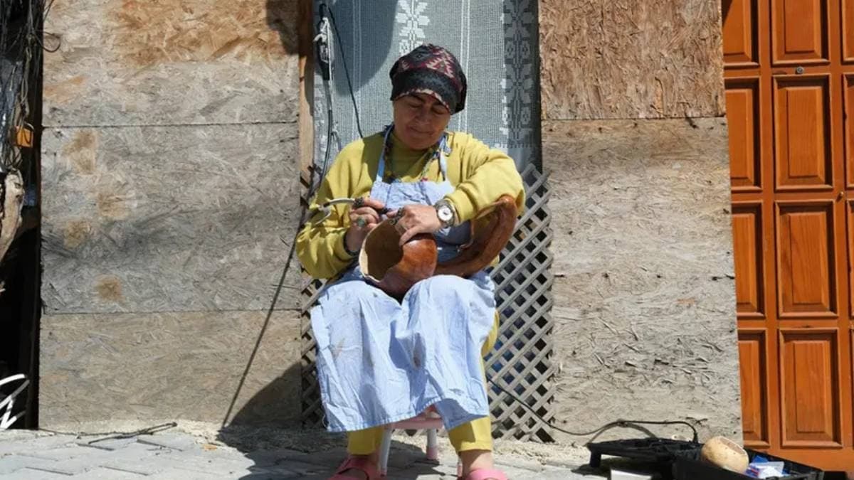 Emekli kadın, doğal ürünlerle yeni iş kurdu
