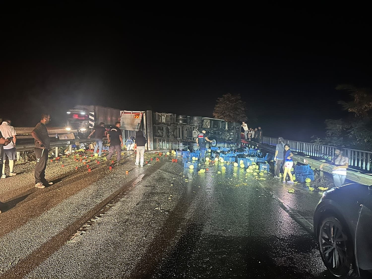 Manisa Kula'da kaygan yolda zincirleme kaza: 7 yaralı