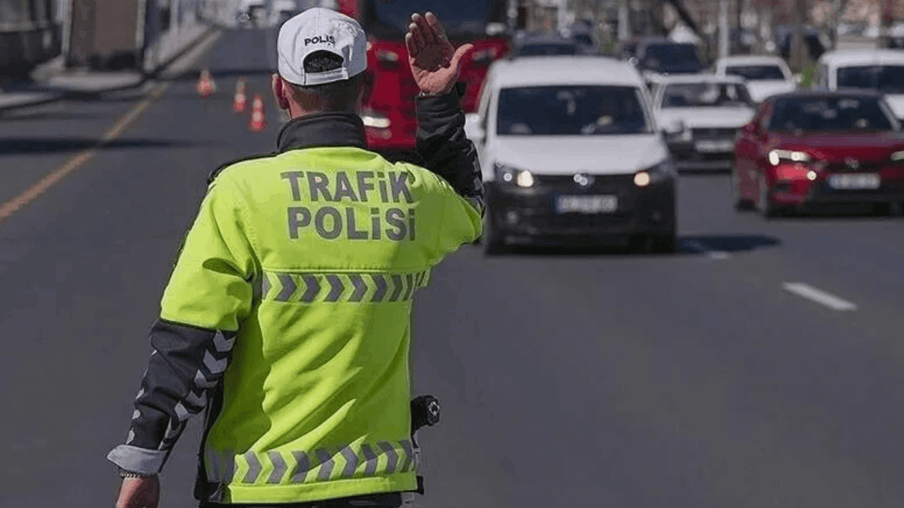 İstanbul'da triatlon nedeniyle bazı yollar kapatıldı