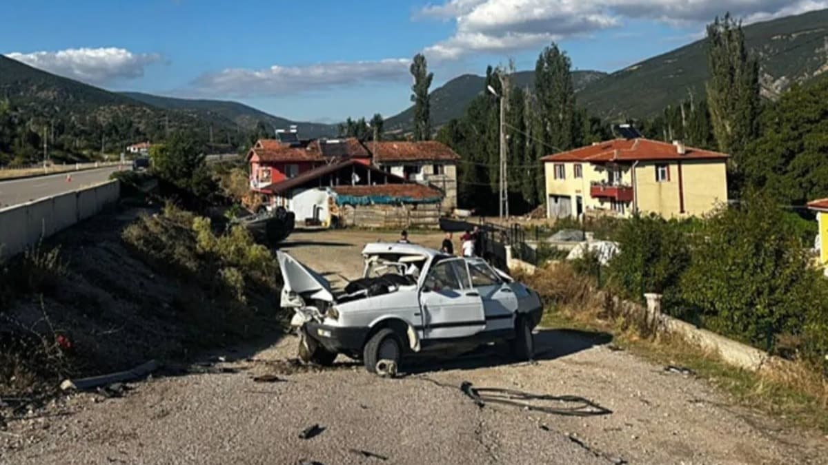 Tokat'ta iki otomobil çarpıştı: 1 ölü, 3 yaralı