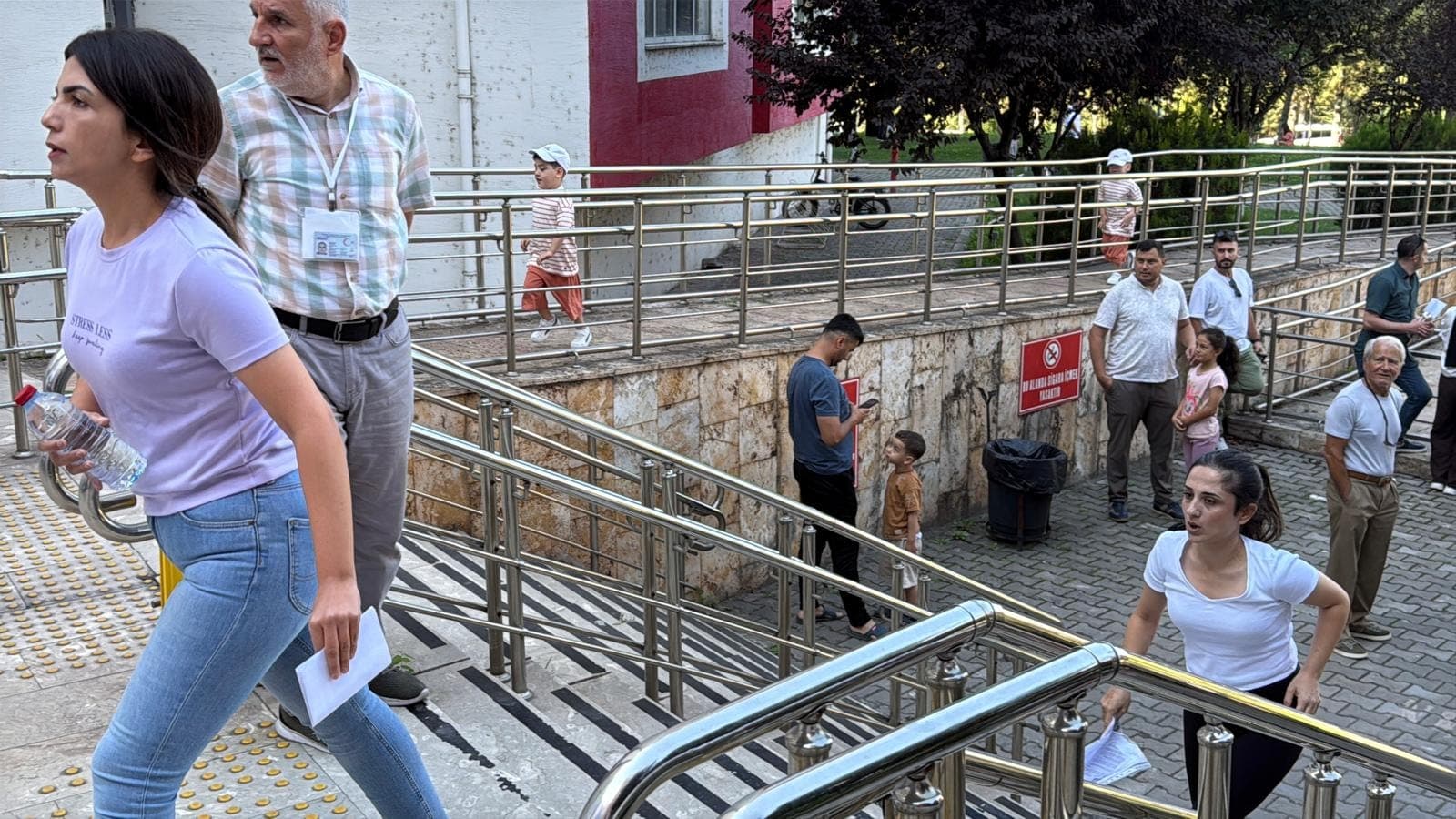 Öğrenciler KPSS'ye yetişmek için koştu