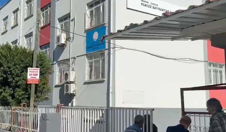 7 yaşındaki öğrencinin çantasında silah bulundu