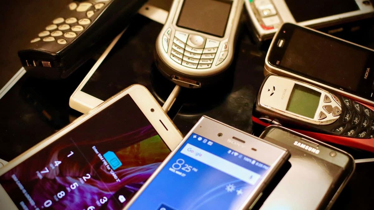 Eski telefonlarınızı atmayın, değerli metaller içeriyorlar