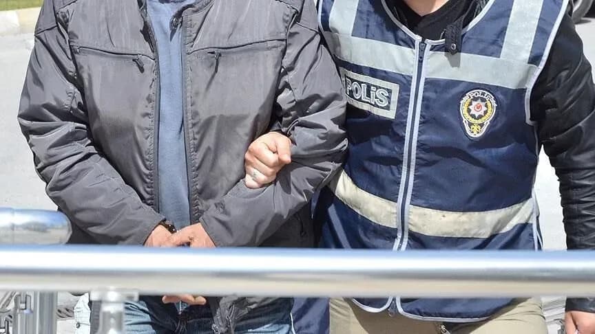 Bartın'da 2 kız çocuğunun müstehcen görüntülerini paylaşan 2 kişi tutuklandı