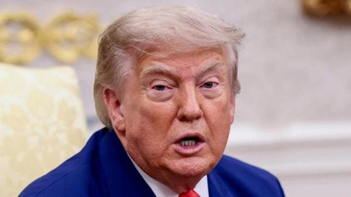 Trump, 'yapay zeka' terimini 'süper zeka' olarak değiştirdi
