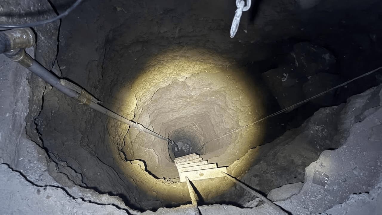 Eyyübiye'de define arayan iki kişi evin içinde kazı yaptı