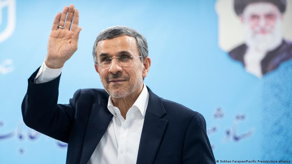 Iran: Alleged Plot Involving Ahmadinejad Exposes Information Warfare