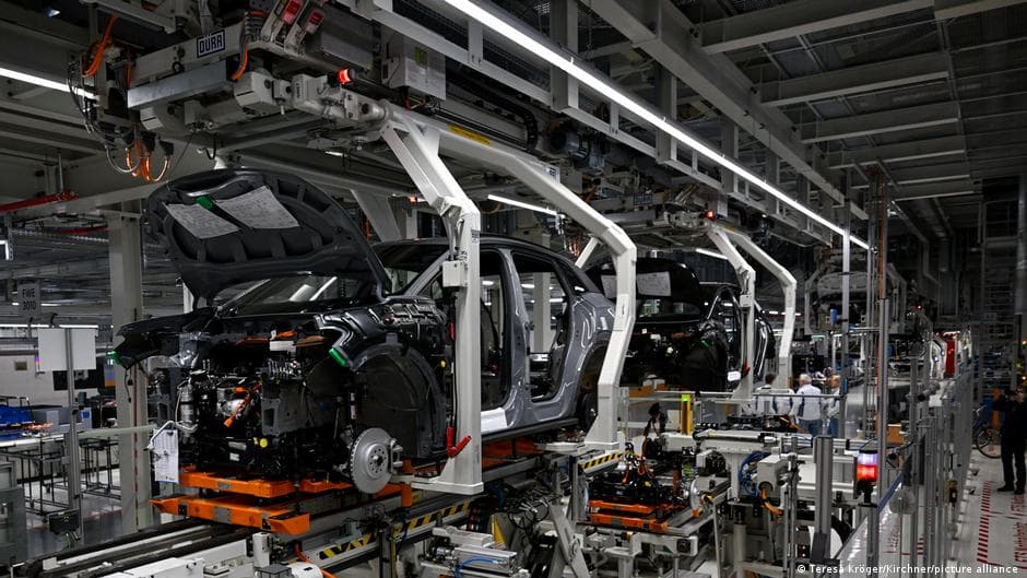 Concerns Rise as German Companies Consider Relocation Amid Economic Challenges