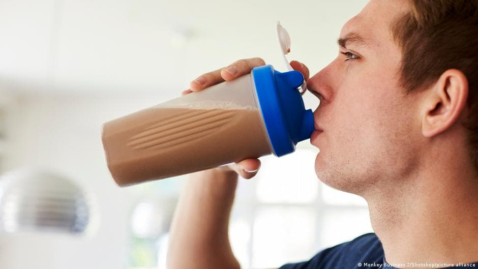 Assessing the Impact of Protein Shakes on Teenagers' Health