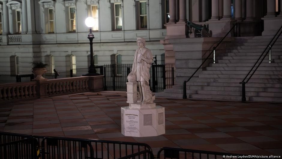 Trump installs Columbus statue in White House campus