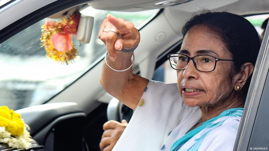 Mamata Banerjee to Continue Sit-in Protest in Kolkata Amid TMC Tensions