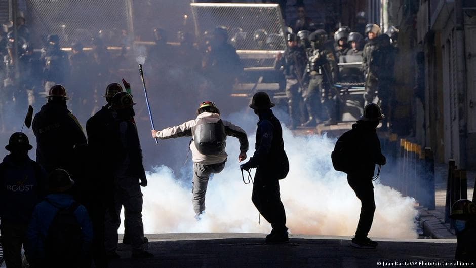 Bolivian Miners Protest Against President Paz Amid Economic Crisis