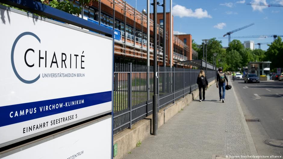 Ebola Patient Transferred to Berlin's Charité Hospital for Treatment