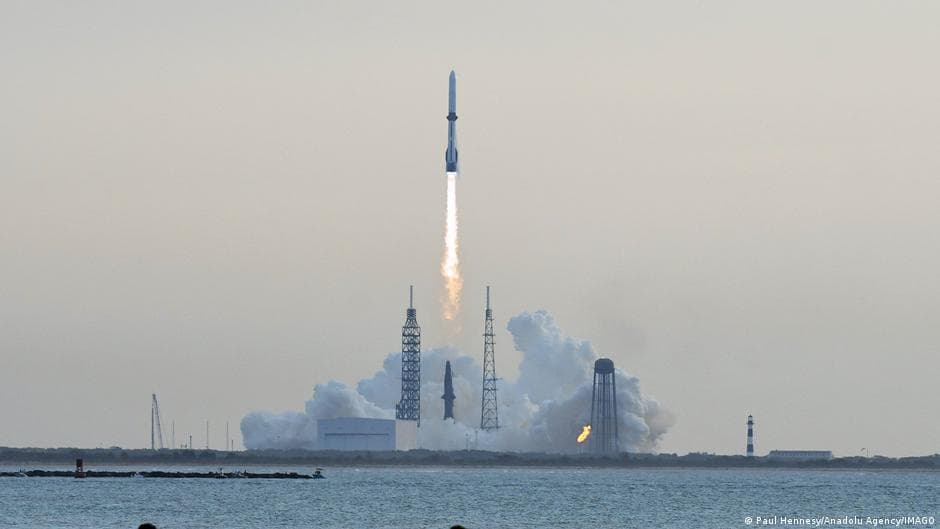 Blue Origin's New Glenn Rocket Experiences Explosive Failure During Test