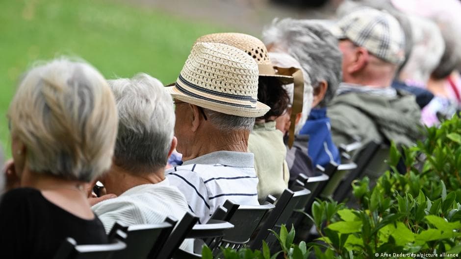 Chancellor Merz Supports Full Implementation of Pension Reform Proposals