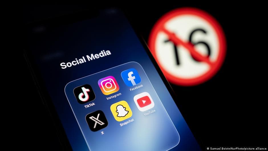 Canada Proposes Legislation to Prohibit Social Media Use for Those Under 16