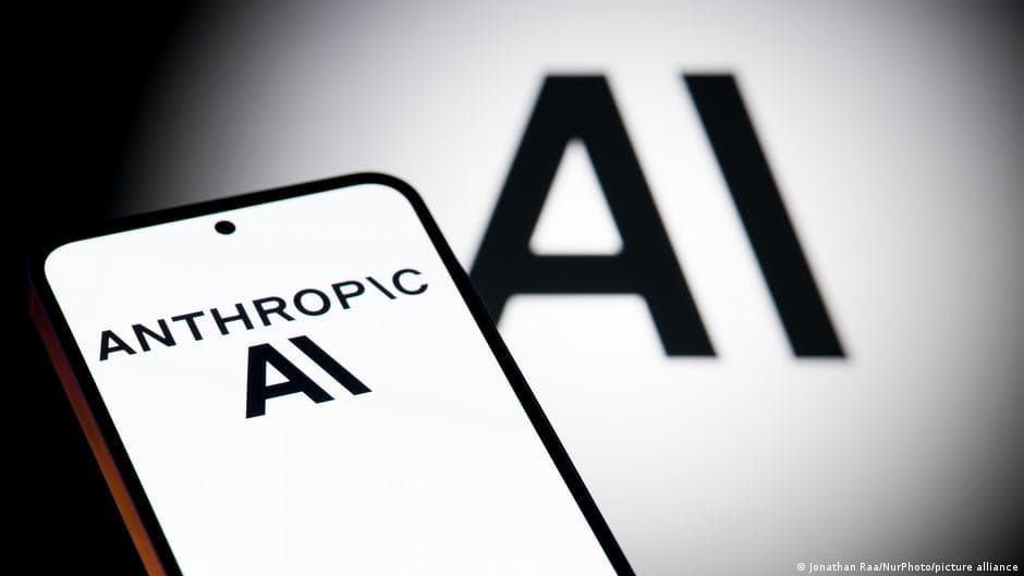 US Limits Access to Anthropic AI Amid Security Concerns