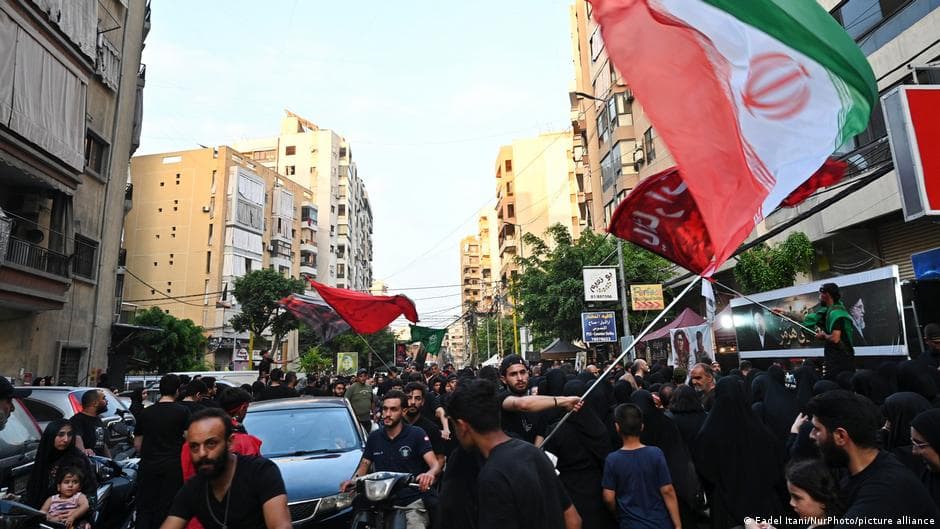 Lebanon Faces Dilemma Between Israeli and Iranian Influences
