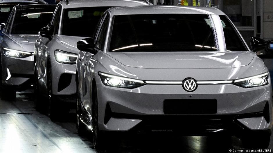 Germany's Auto Industry Faces Significant Job Losses, Official Data Reveals