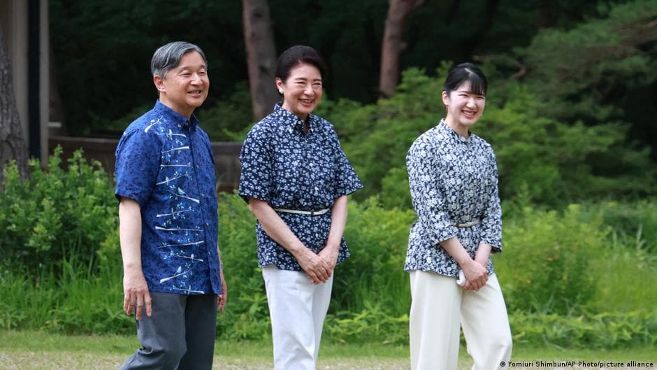 Japan Enacts Imperial Reform While Maintaining Male-Only Succession