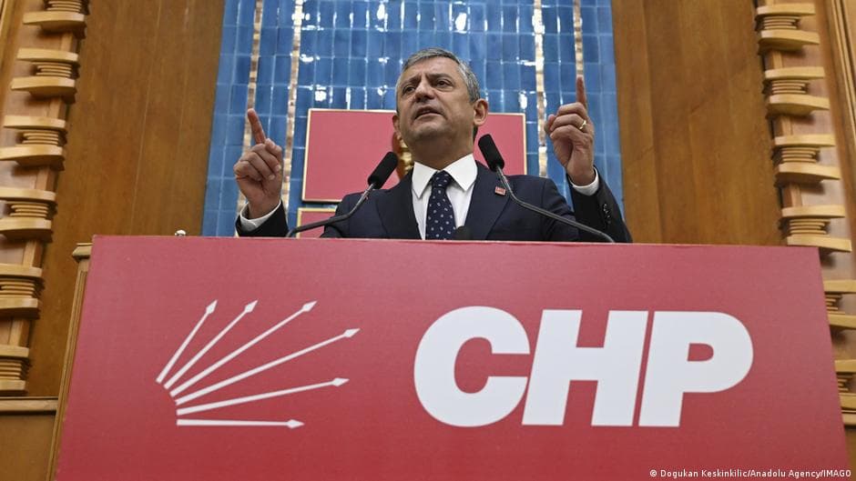 Former Turkey opposition leader to establish a new political party