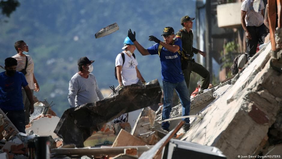 Colombia Earthquake: Rescuers Search for Thousands Still Missing