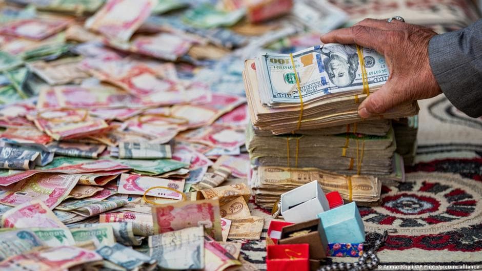 Iraq Faces Financial Crisis Amid Ongoing Conflict in Iran