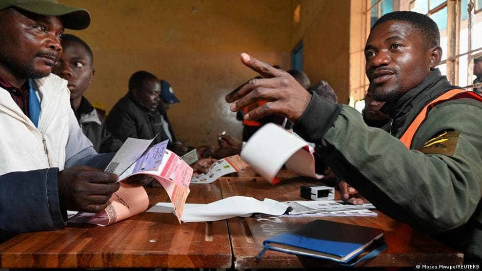 Zambia Halts Election Results Counting Amid Violence Against Poll Workers