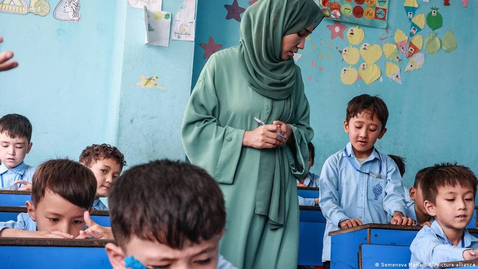 Afghanistan's Labor Market: Women Comprise Just 5% Under Taliban Rule